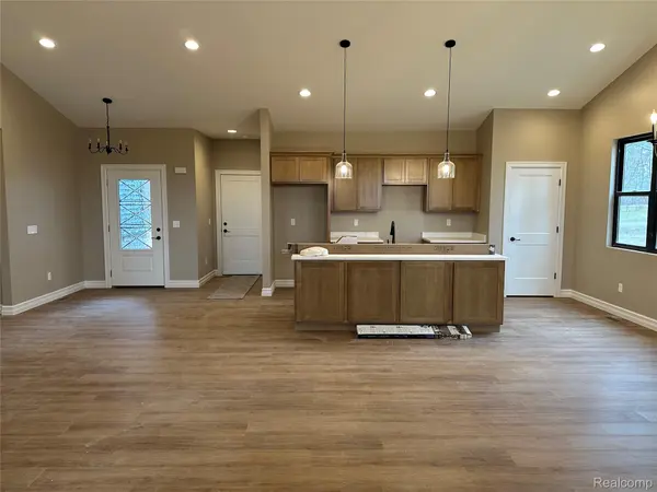 1452 Debi Ann DR, Mayfield Township, MI 48446