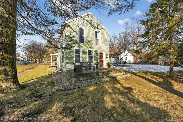 622 Factory ST, Howell, MI 48843