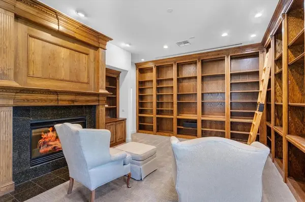 1008 Shoal Creek Court, Fairview, TX 75069