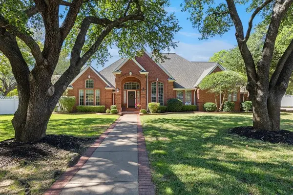 5800 Hunter Trail, Colleyville, TX 76034