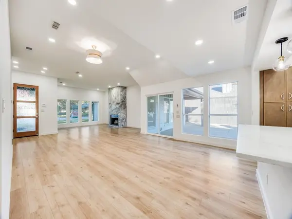 2100 Woodburn Corner, Plano, TX 75075