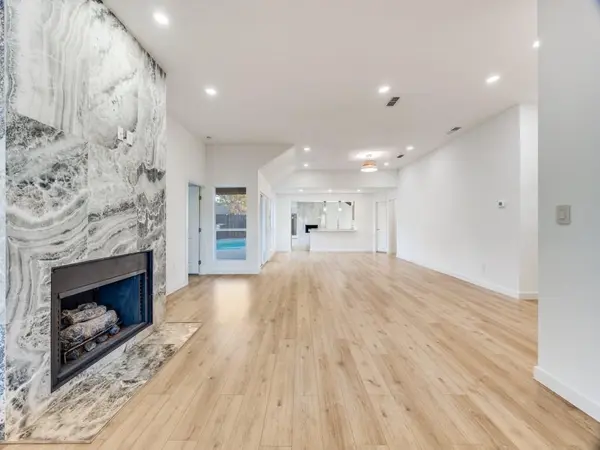 2100 Woodburn Corner, Plano, TX 75075