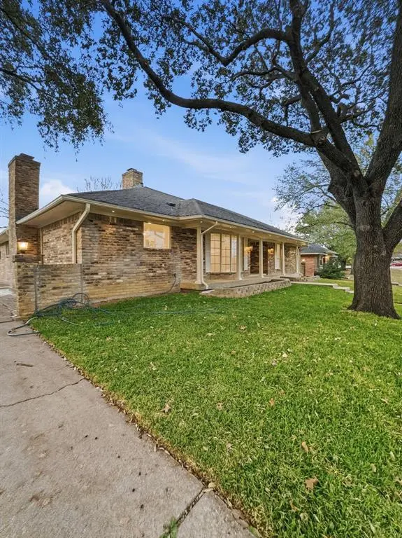 2409 Castle Street, Irving, TX 75038