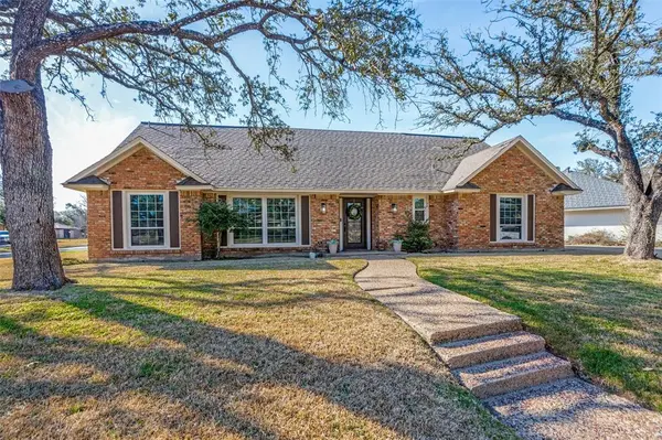 6901 Miramar Circle, Fort Worth, TX 76126