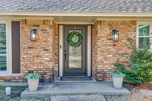 6901 Miramar Circle, Fort Worth, TX 76126