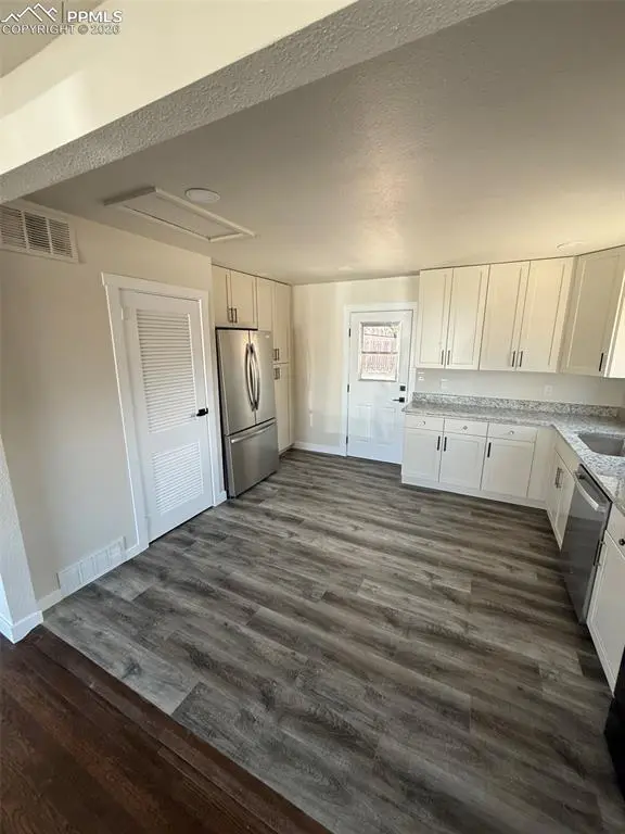 1313 Rockwood AVE, Colorado Springs, CO 80905