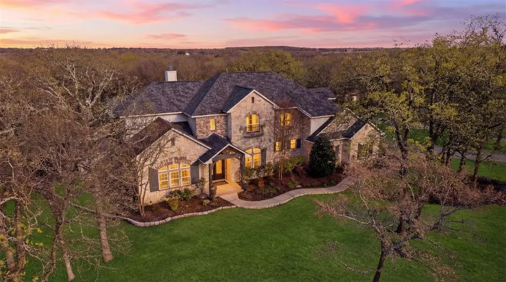 9651 Yellow Rose Lane, Pilot Point, TX 76258