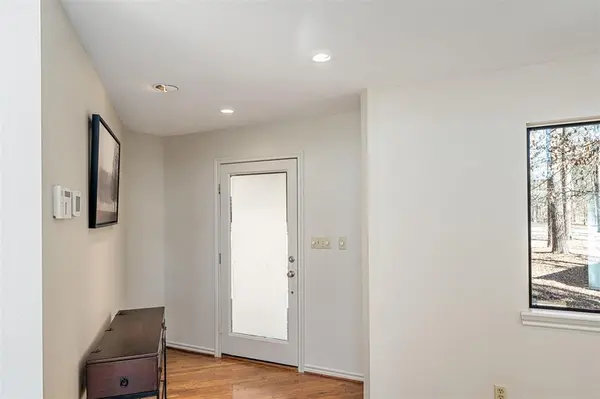 375 Eagle Point Drive W, Mount Vernon, TX 75457