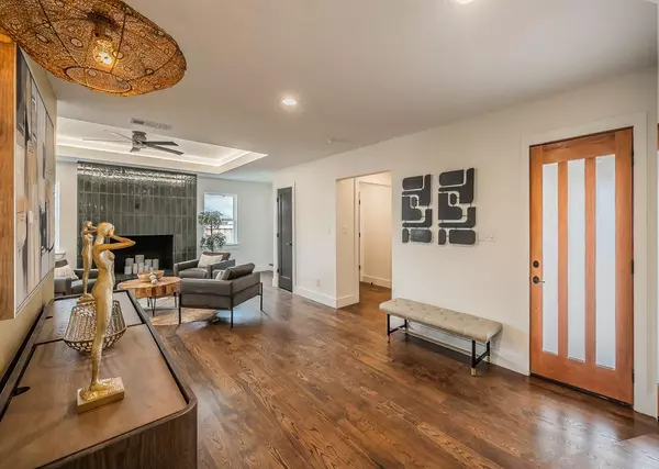 1201 Cedar Hill Avenue, Dallas, TX 75208