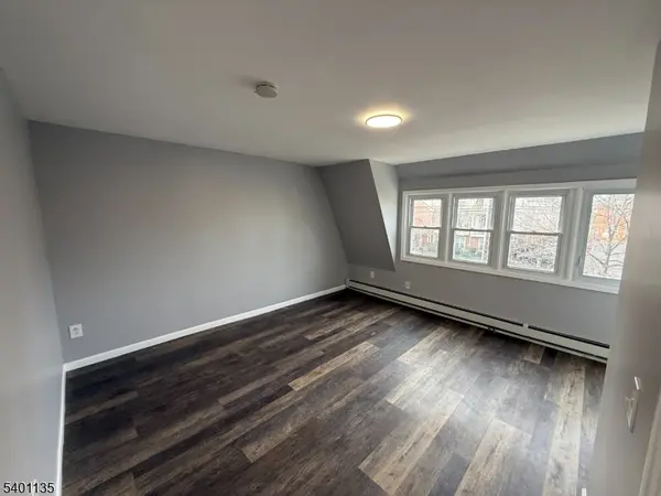 451 Westminster Ave, Elizabeth City, NJ 07208