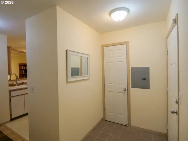 5142 SW MULTNOMAH BLVD #A, Portland, OR 97219