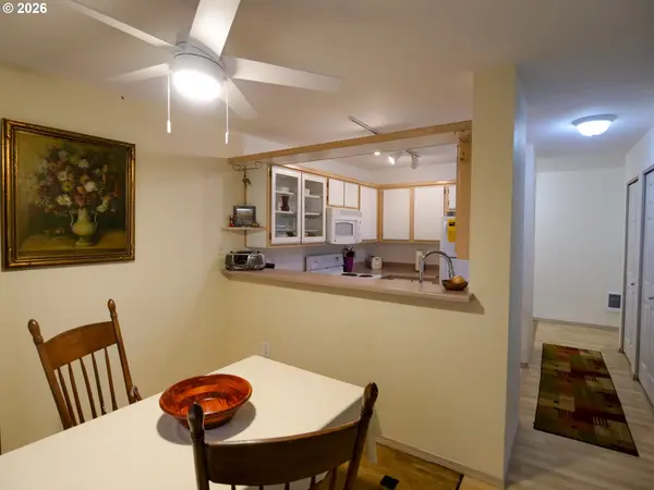 5142 SW MULTNOMAH BLVD #A, Portland, OR 97219