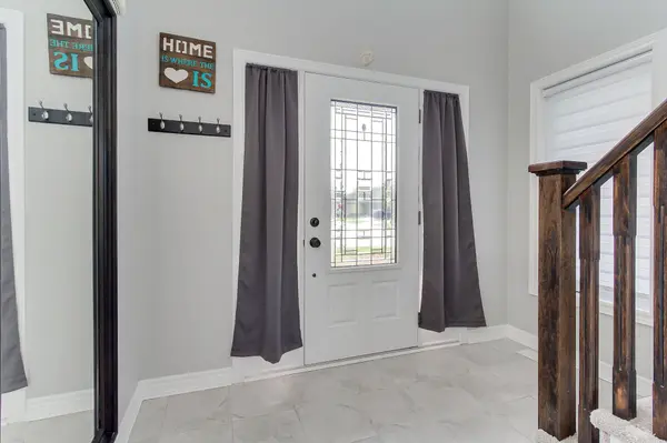 58 Carleton TRL, New Tecumseth, ON L0G 1A0