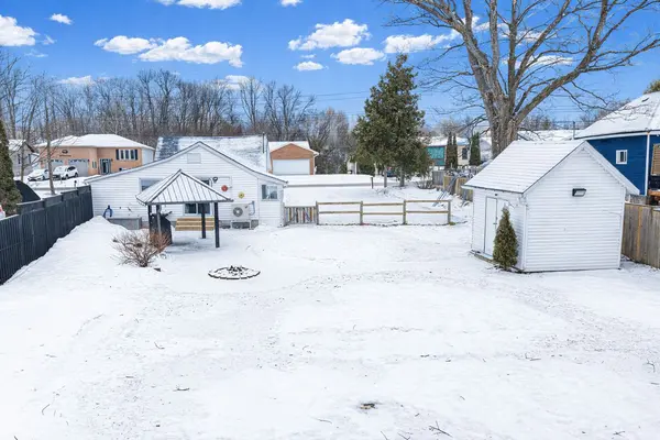 46 Osborne ST, Tay, ON L0K 2A0