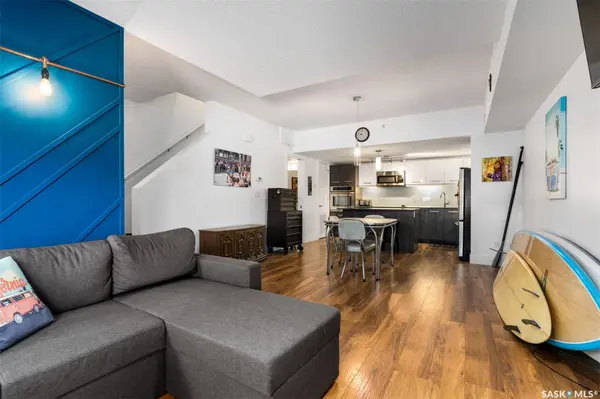 418 C AVENUE S, Saskatoon, SK S7M 1N6