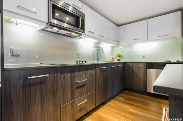 418 C AVENUE S, Saskatoon, SK S7M 1N6