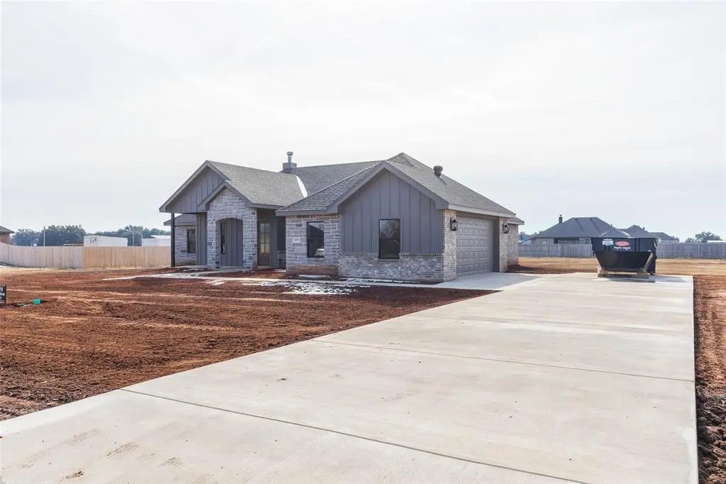 119 Northwind Trail, Ovalo, TX 79541