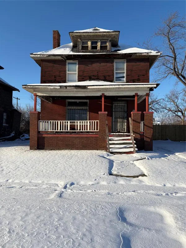 82 W Grand, Highland Park, MI 48203