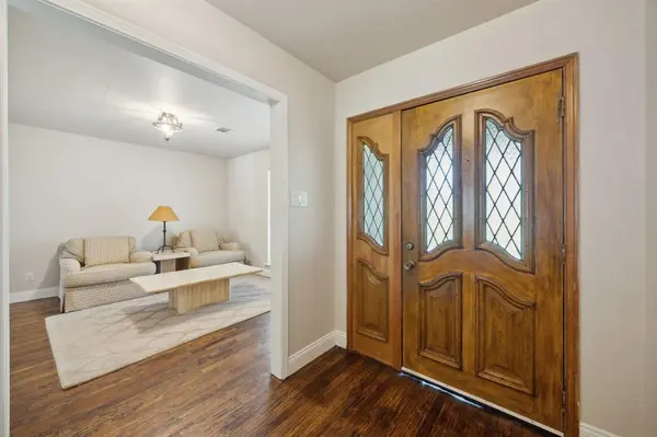 1425 N Peytonville, Southlake, TX 76092