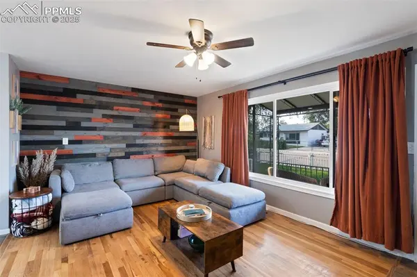 1315 Pando AVE, Colorado Springs, CO 80905