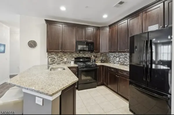 169 Tarrington Rd #203, Hardyston Twp., NJ 07419