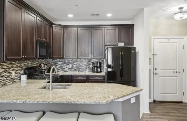 169 Tarrington Rd #203, Hardyston Twp., NJ 07419