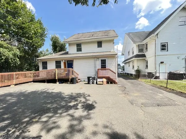 697 Kearny Ave, Kearny Town, NJ 07032