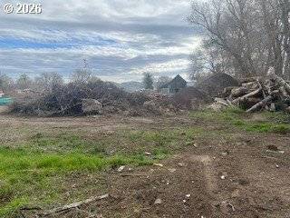 304 SHEPLER ST, Dallesport, WA 98617