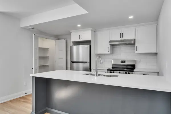 447 Annette DR #B, Russell, ON K0A 1W0