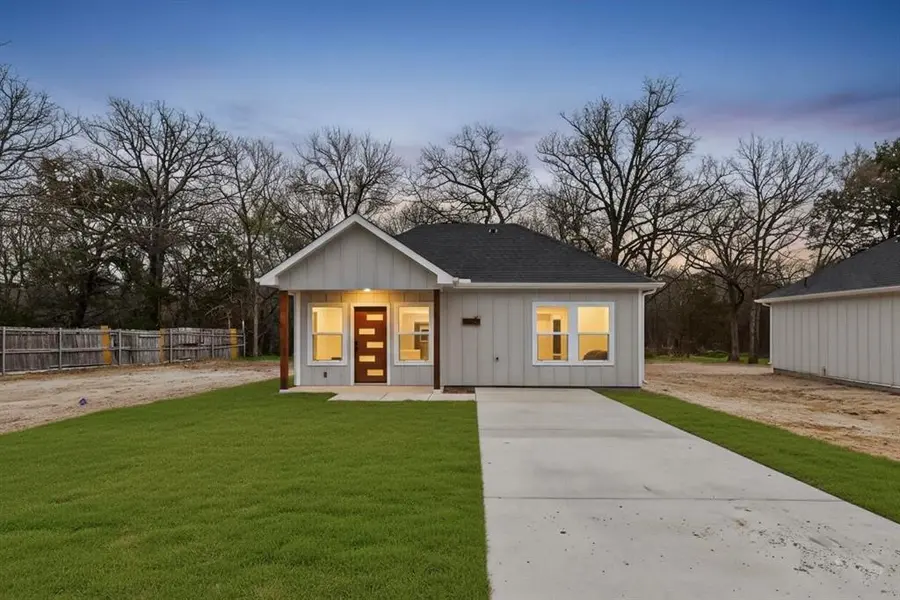 114 Garner Drive, Mabank, TX 75156
