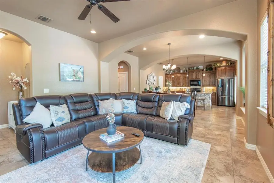 109 First Street, Denton, TX 76201