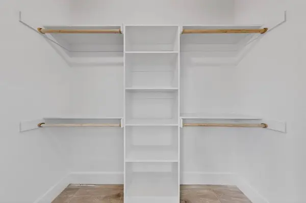 114 Garner Drive, Mabank, TX 75156