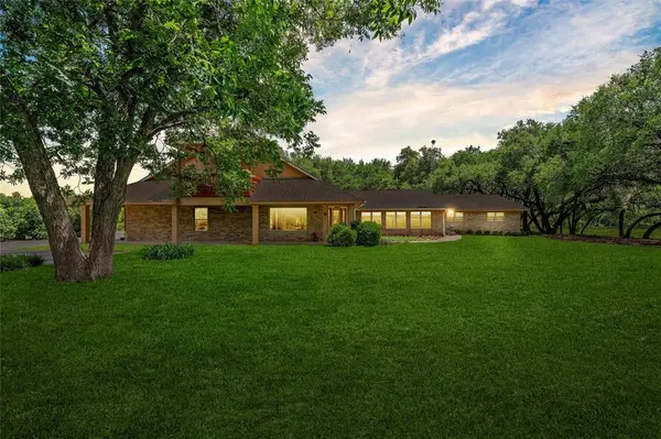 2029 Speegleville Road, Woodway, TX 76712