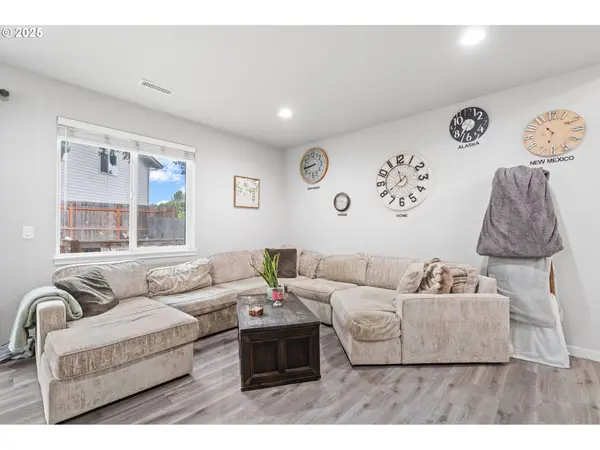 8610 NE 70TH CIR, Vancouver, WA 98662