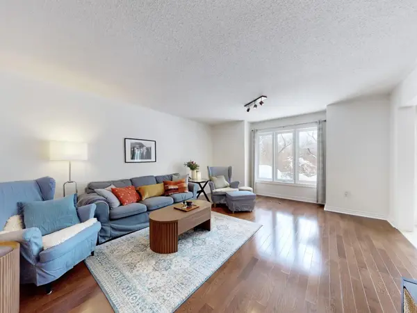 156 Pressed Brick DR, Brampton, ON L6V 4K6