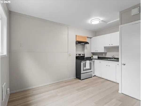 234 NE CLEVELAND AVE, Gresham, OR 97030