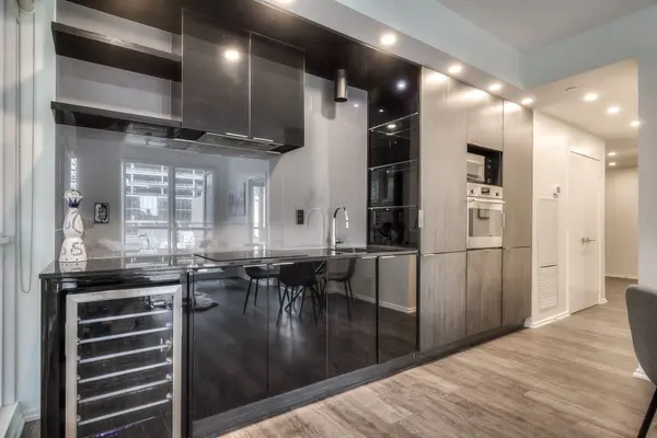 70 Temperance ST N #1506, Toronto C01, ON M5H 4E8