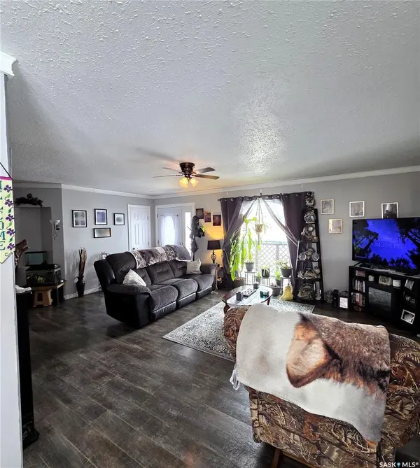 401 6th AVENUE W, Nipawin, SK S0E 1E0