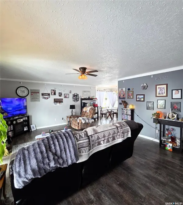 401 6th AVENUE W, Nipawin, SK S0E 1E0