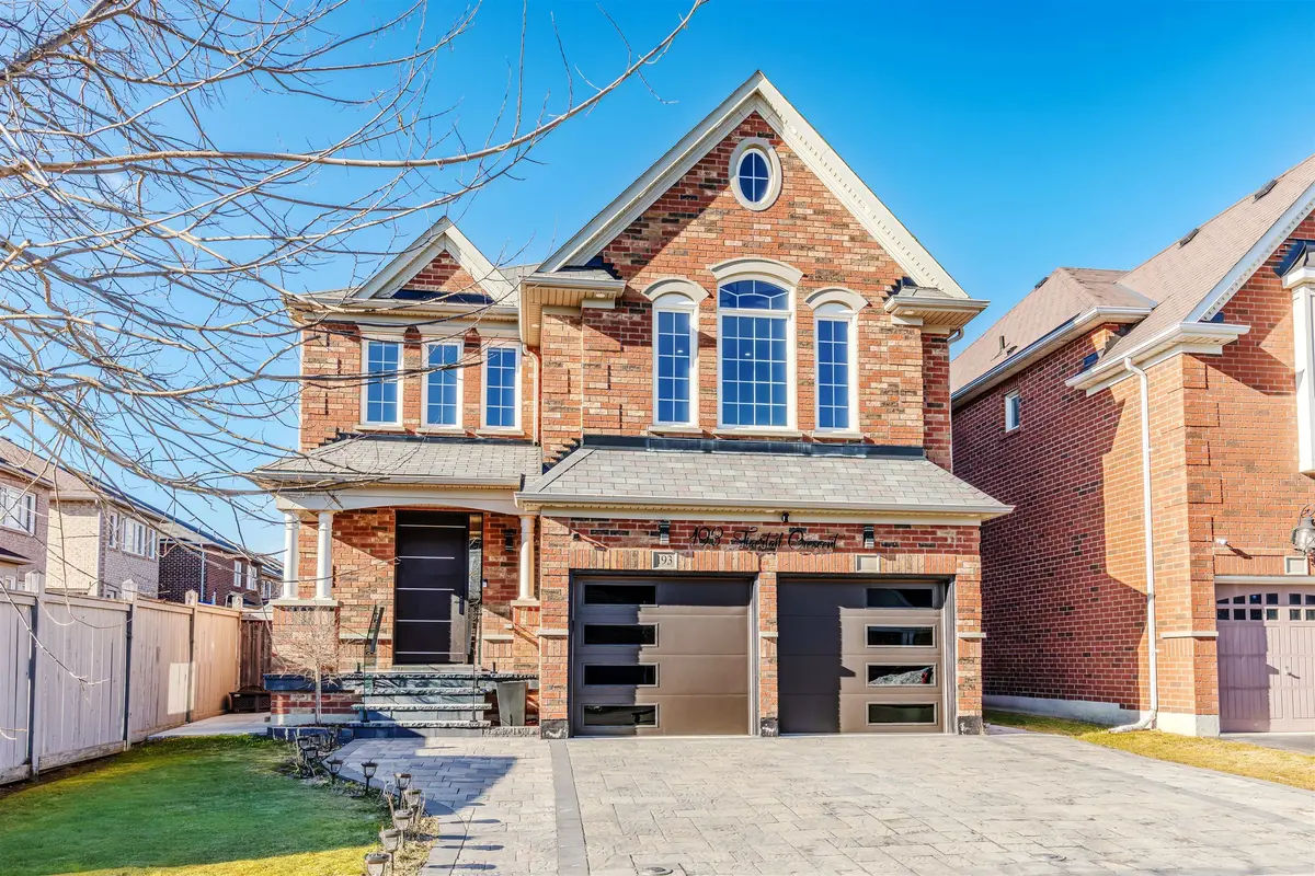 193 Tigertail CRES, Bradford West Gwillimbury, ON L3Z 0M4