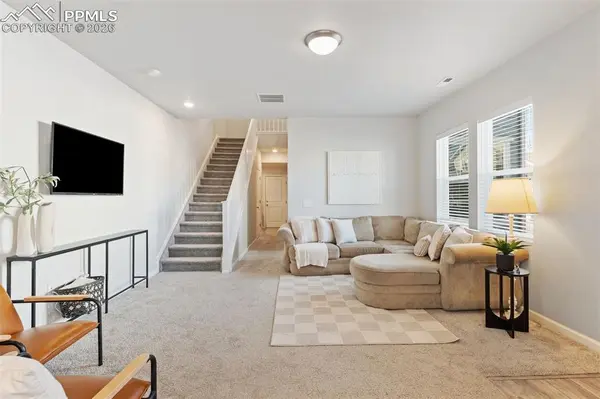 16393 Hay Barn HTS, Monument, CO 80132