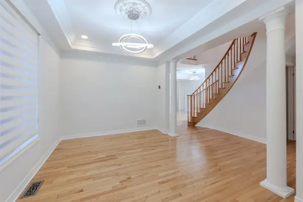 193 Tigertail CRES, Bradford West Gwillimbury, ON L3Z 0M4