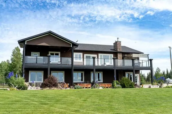 62067 Township Rd 380, Rural Clearwater County, AB T4T 2A1