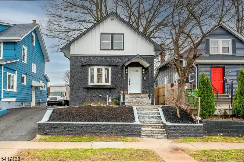 418 E 5Th Ave, Roselle Boro, NJ 07203