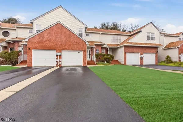 84 Drew Ct, Manalapan Twp., NJ 07726