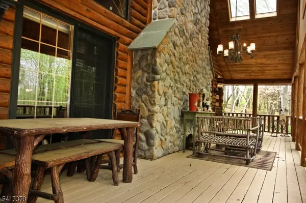 31 Kent Rd, Hampton Twp., NJ 07860