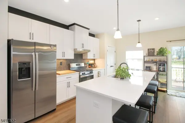 14 Saw Mill Circle, Hackettstown Town, NJ 07840