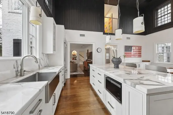 29 Gordon Rd, Essex Fells Twp., NJ 07021