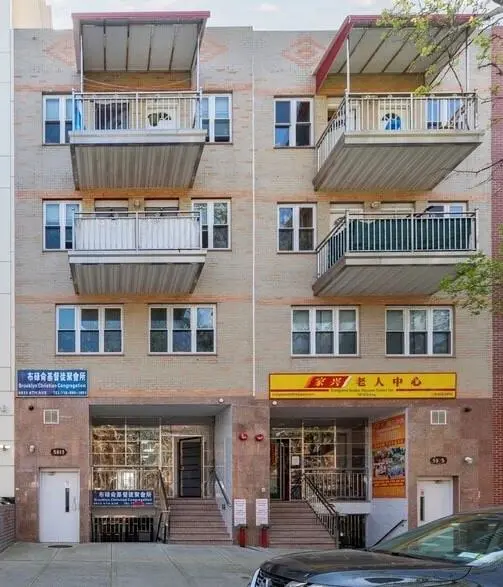 5813 6th AVE, Brooklyn, NY 11220