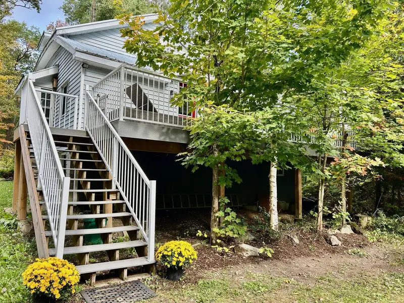 1227-2 North Kahshe Lake rd RD, Gravenhurst, ON P0E 1G0